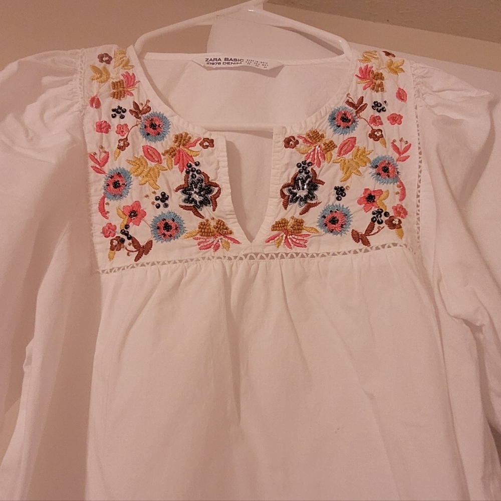 Zara embroidered top - Picture 2 of 7